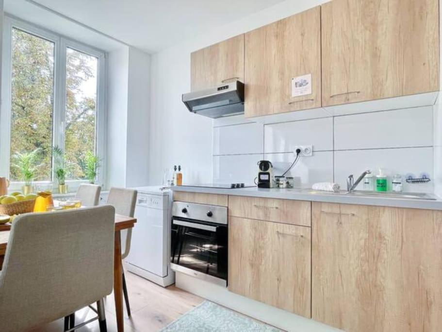 1 Appartement 3P Ideal Famille Travail Renove Lumineux Parking Gratuit Mülhausen Exterior foto